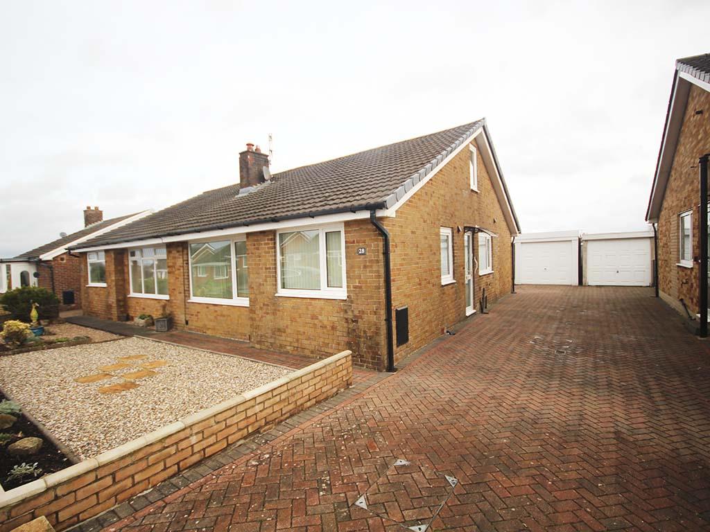 3 bedroom semi detached bungalow To Let in Barnoldswick - IMG_5728.jpg